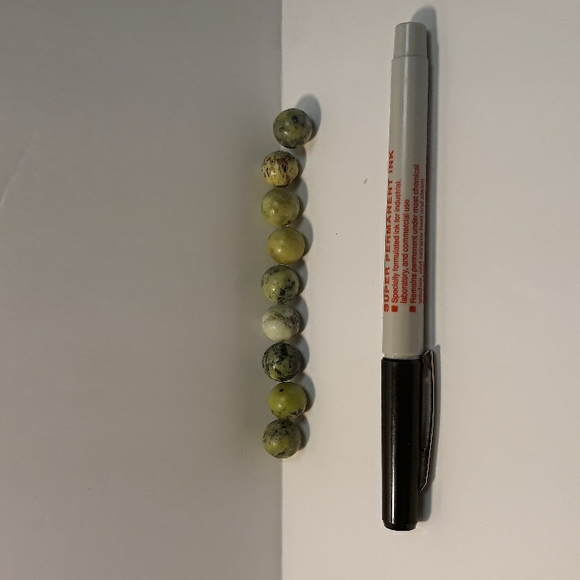 🔥50% off🔥Green Beads all sizes - Picture 7 of 8